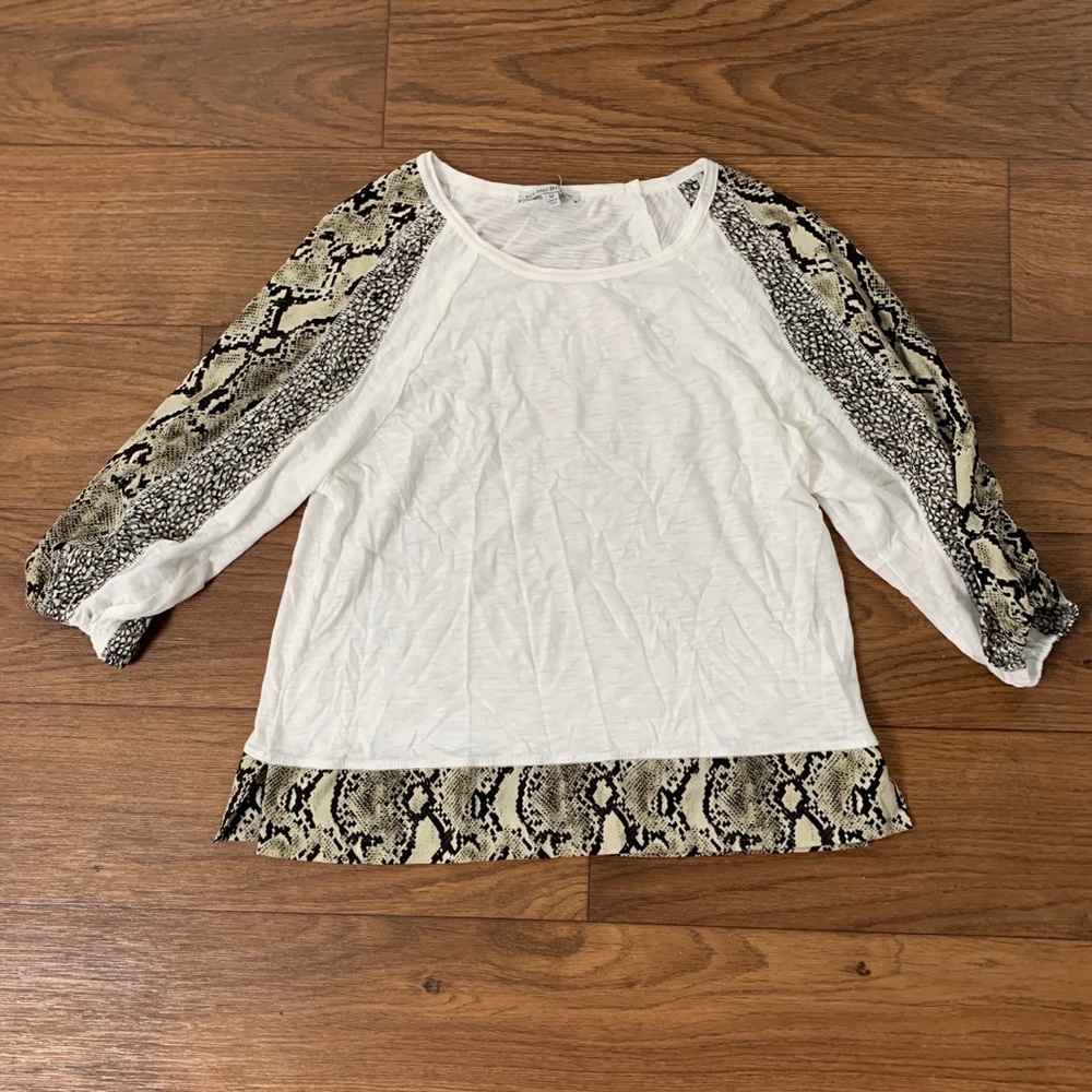 Snake skin print top